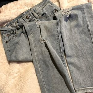 Light blue ripped jeans